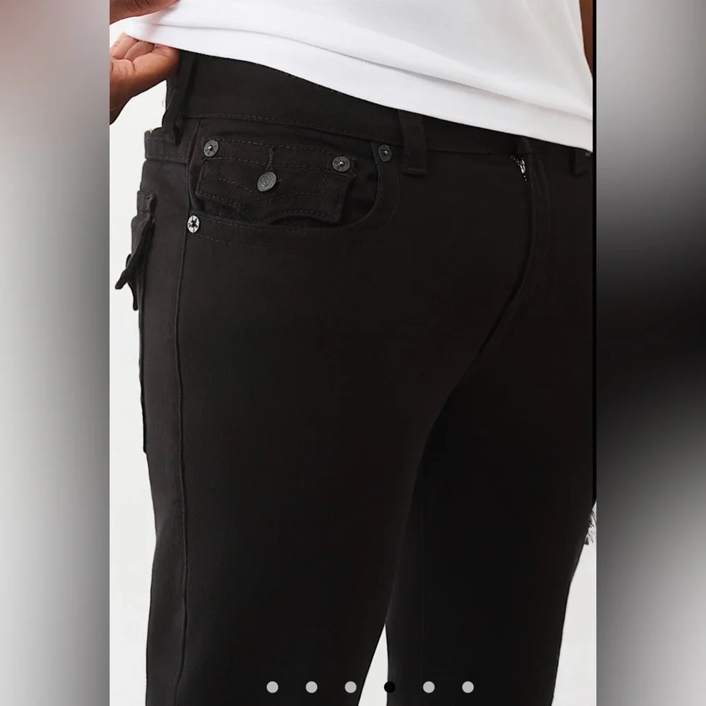 NWT-True Religion Men’s Black RICKY RELAXED STRAIGHT JEAN 29x32